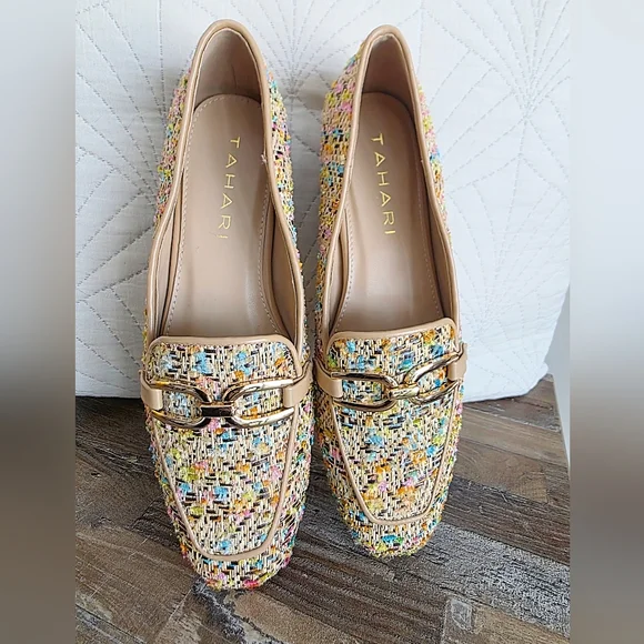 New Tahari Multi Colored Tweed Loafers With Gold Hardware Size 8.5 - Picture 3 of 8